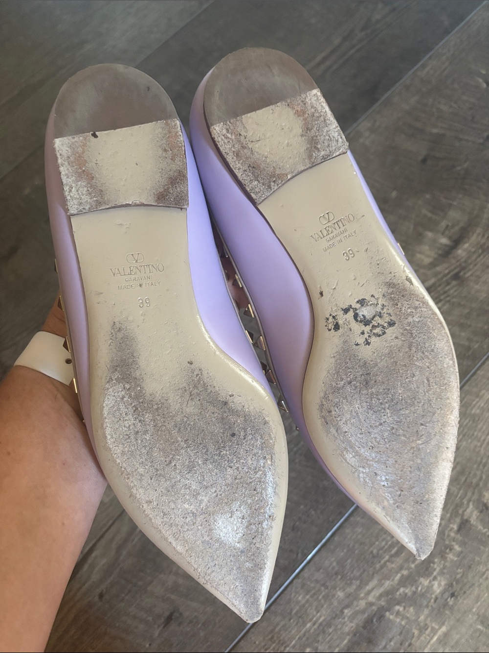 Valentino Garavani Rockstud Ballet Flats in lavender leather colorway - Picture 12 of 17